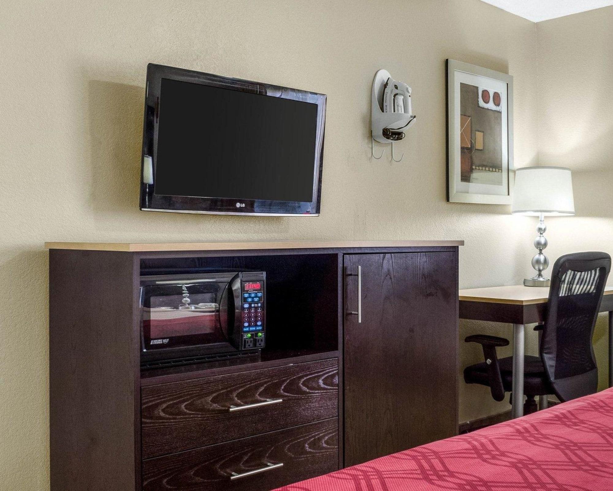 Econo Lodge Grand Forks Extérieur photo