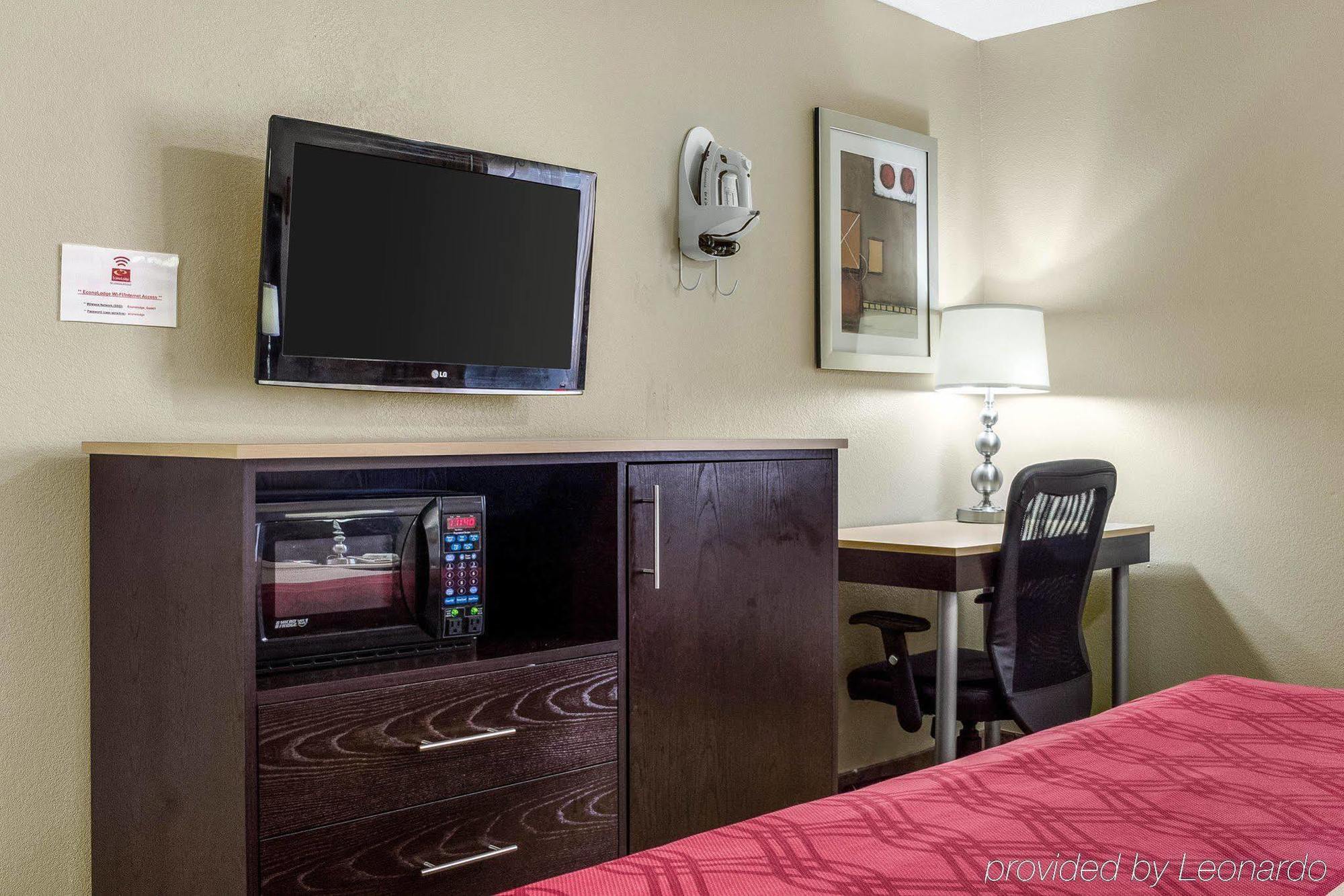 Econo Lodge Grand Forks Extérieur photo