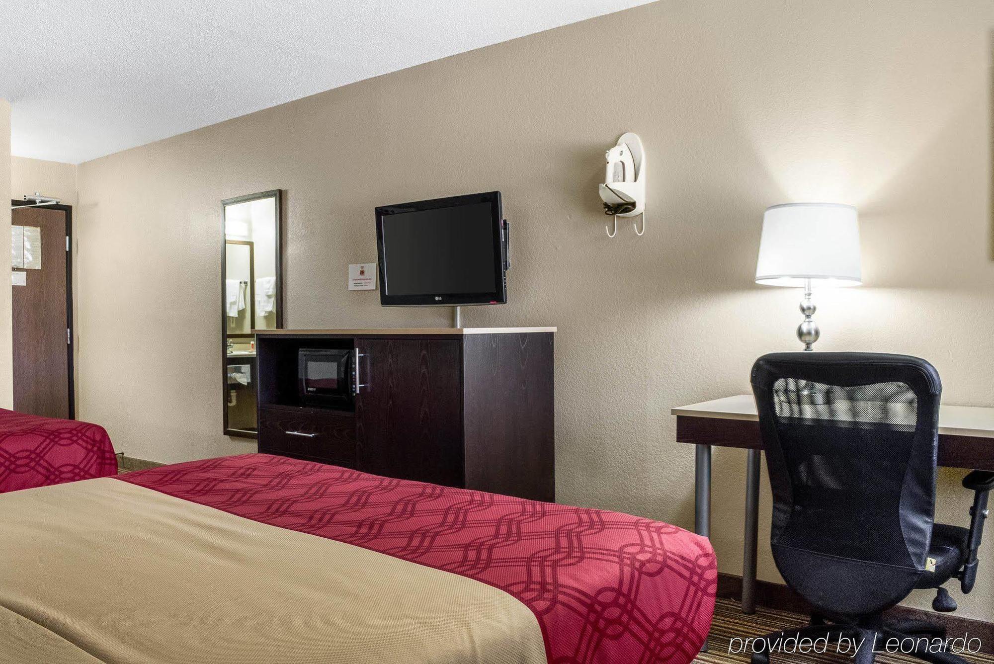 Econo Lodge Grand Forks Extérieur photo
